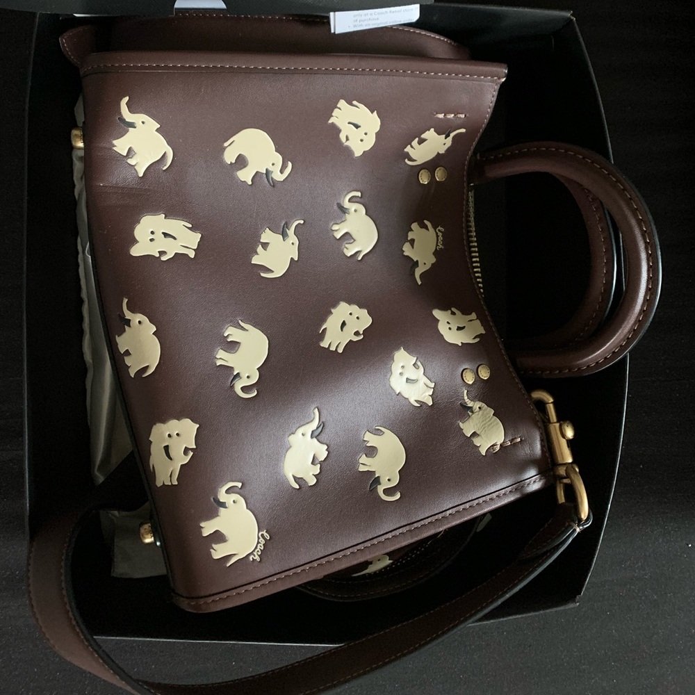 COACH Rogue 25 Elephant